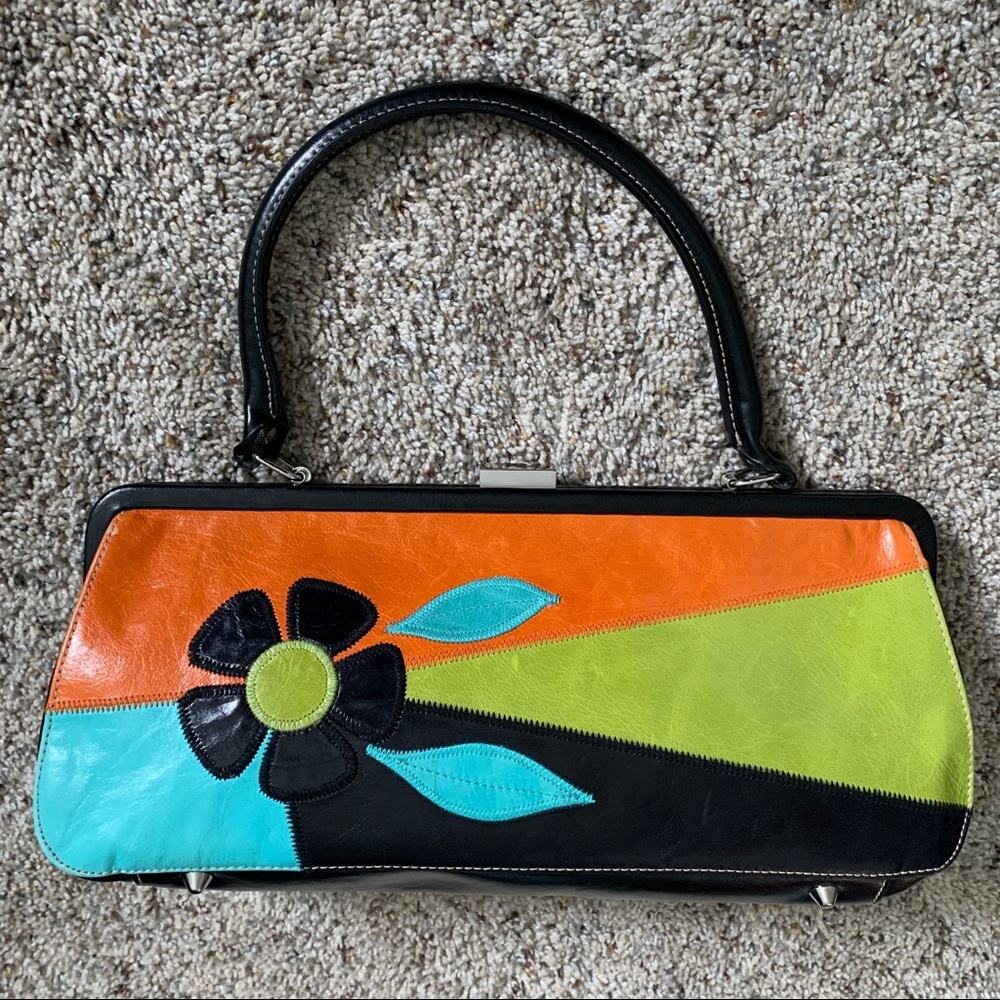 Marlo Retro Flower Purse